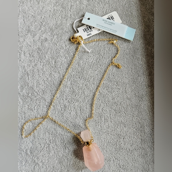 NWT Rose Quartz Gemstone bottle necklace - Picture 4 of 4